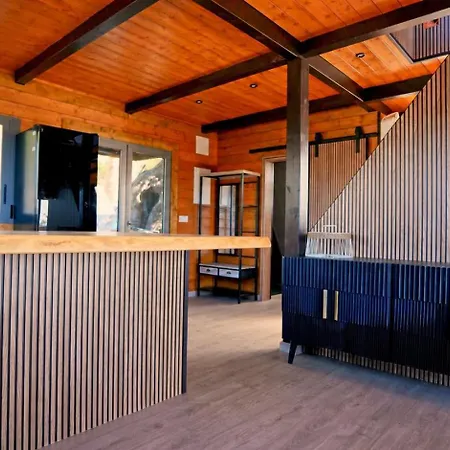 With Jacuzzi And Spectacular Views *